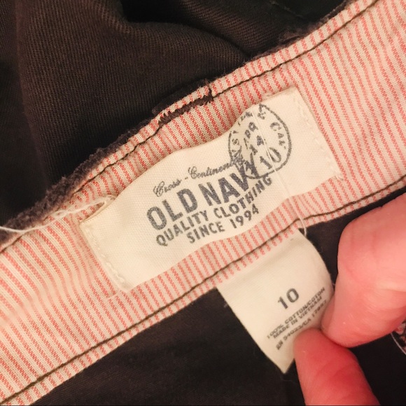 Old Navy Brown Distressed Shorts - Picture 8 of 8